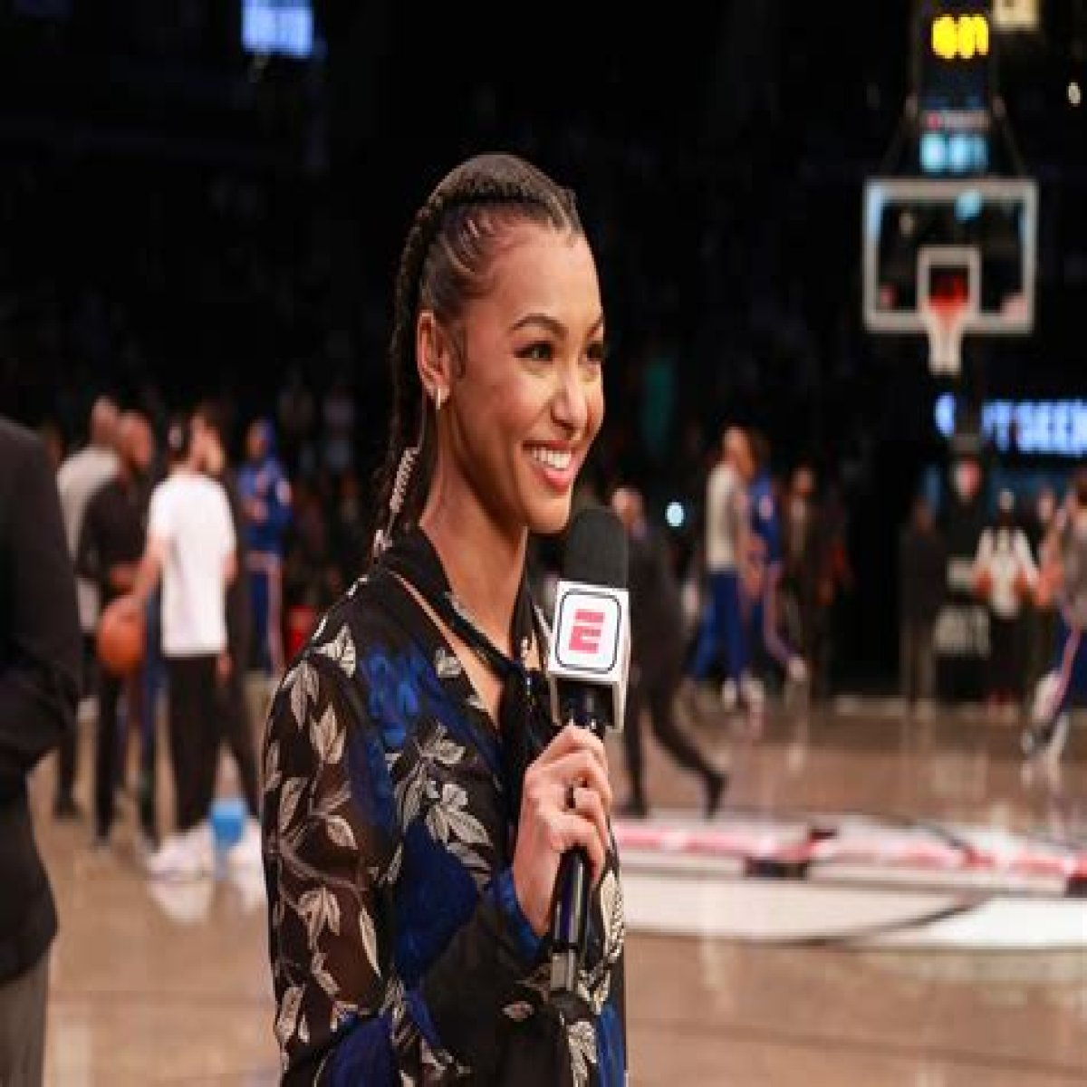 Behind The Mic: The Dynamic World Of NBA Sportscasters