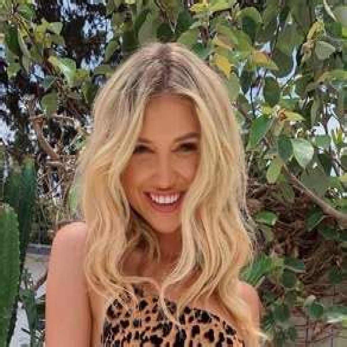 Gabrielle Epstein Height, Weight, Net Worth, Age, Birthday, Wikipedia, Who, Nationality, Biography