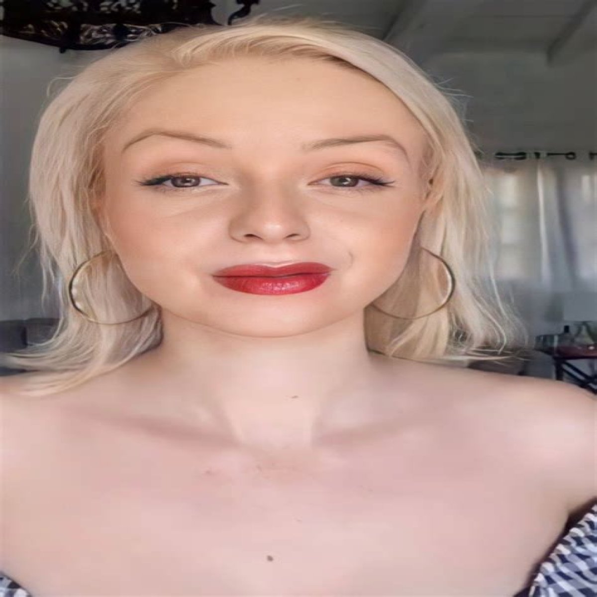 Jasmine Chiswell