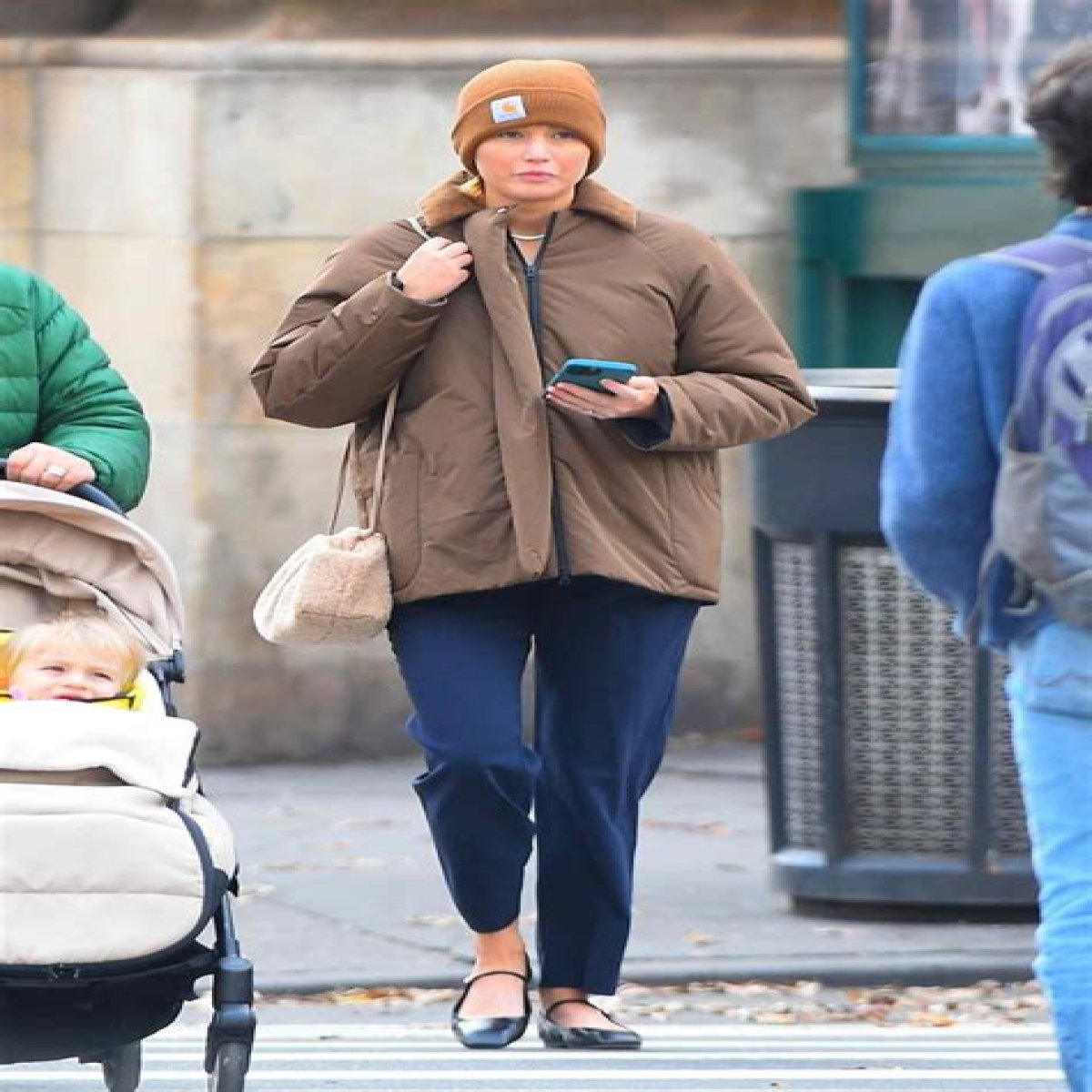 Jennifer Lawrence’s Cozy Winter Outfit Included Ballet Flats