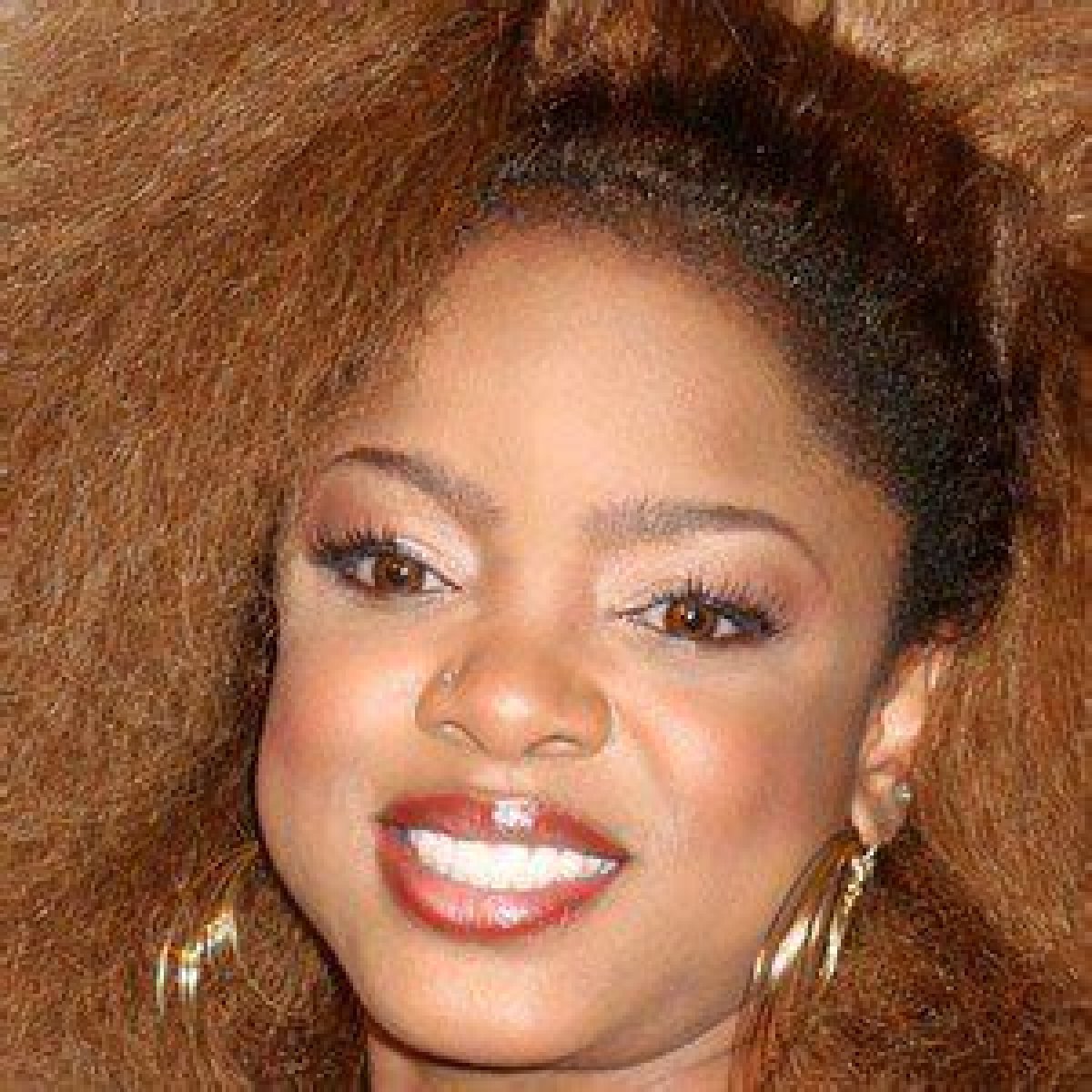 Leela James (R&B Singer) - Age, Birthday, Bio, Facts, Family, Net Worth, Height & More