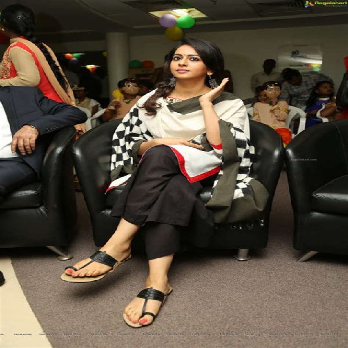 Rakul Preet Singh Feet - Celeb Feets