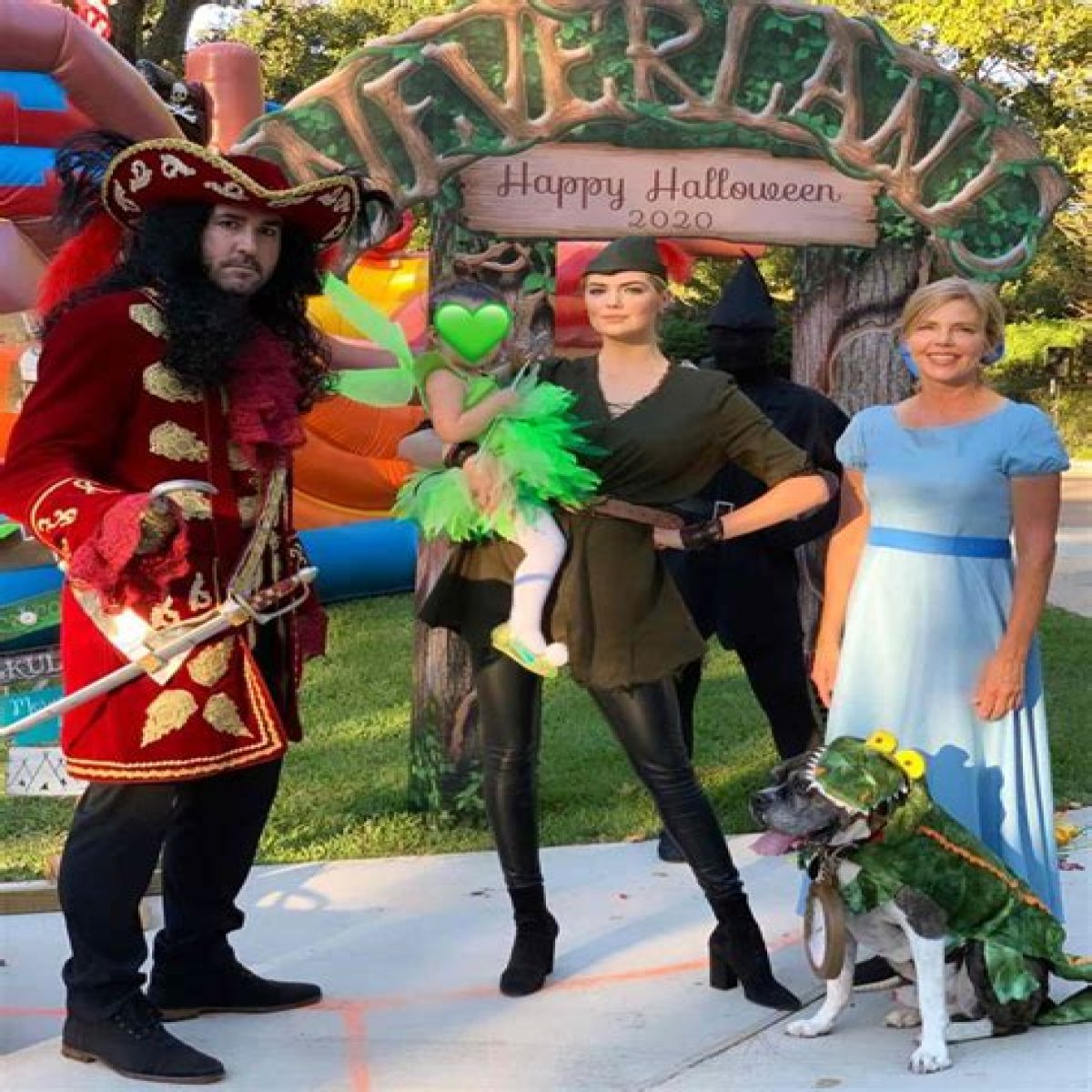 The best five celebrity family Halloween Costumes