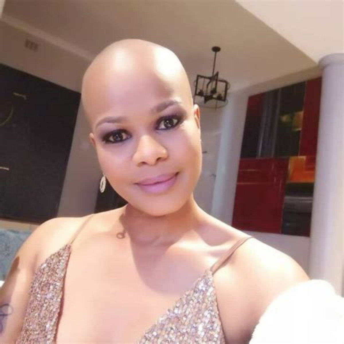 Tsholofelo Matshaba Biography: Age, Husband, Net Worth, Daughter, Instagram, Cousins, Wikipedia, Back Tattoo, Parents, Body, Pictures